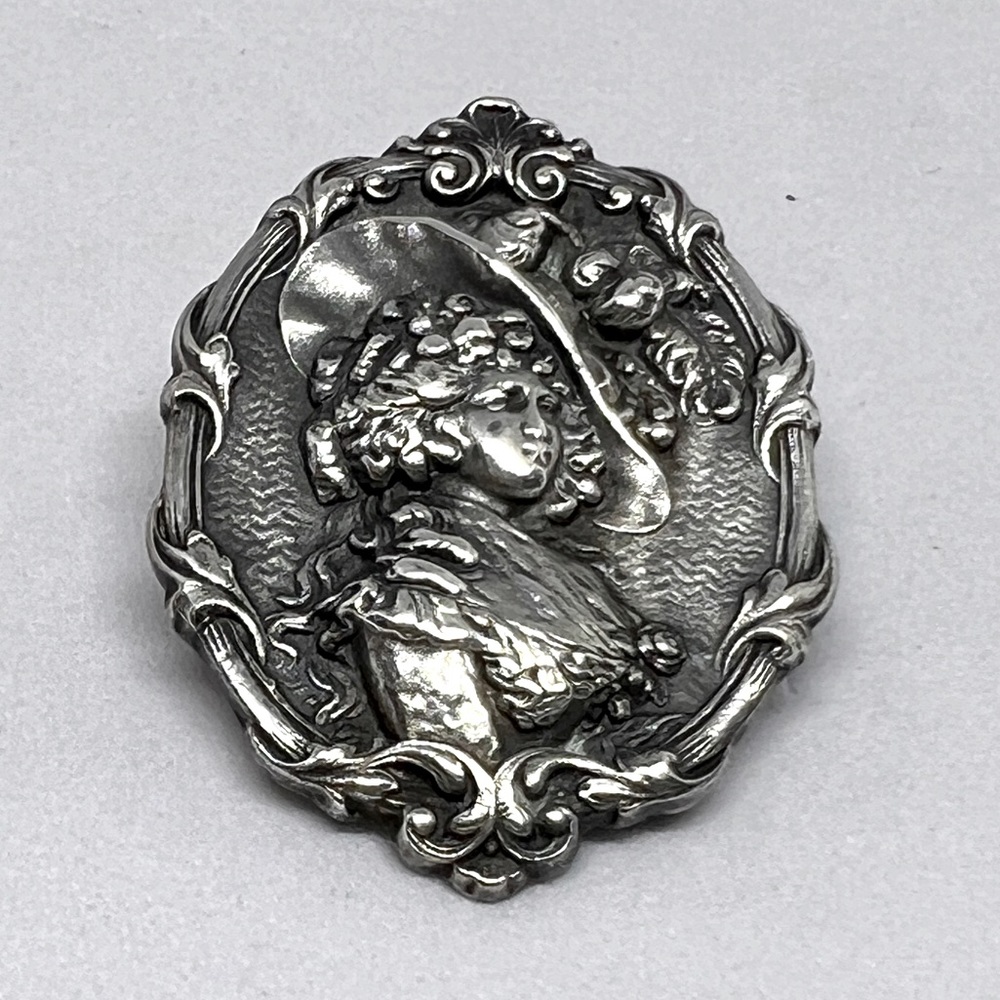 Art Nouveau Silver Plated Pewter Lady In The Hat Brooch Pin
